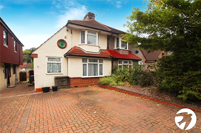 3 Bedroom Semi-Detached House For Sale In Wickham Lane, Abbey Wood, SE2