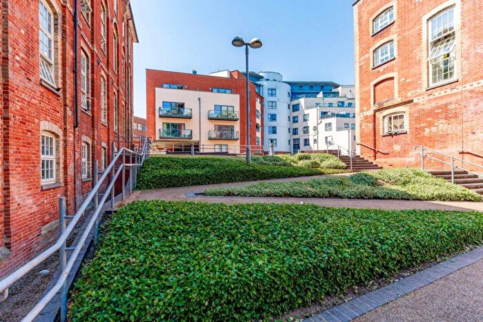 1 Bedroom Flat For Sale In Paper Mill Yard, Norwich, NR1