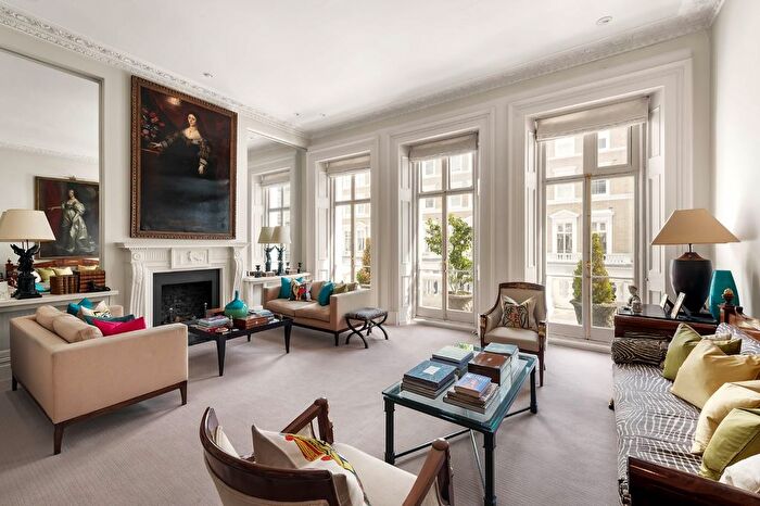 2 Bedroom Flat For Sale In Onslow Gardens, London, SW7