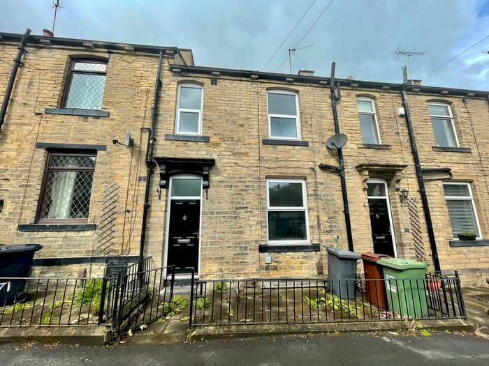 2 Bedroom Terraced House To Rent In Bagley Lane, Farsley, Pudsey, West Yorkshire, LS28