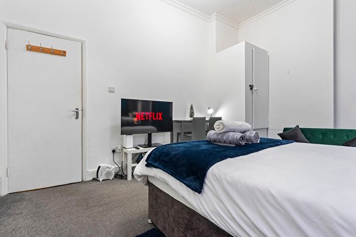 1 Bedroom Flat To Rent In City Of Westminster, W2