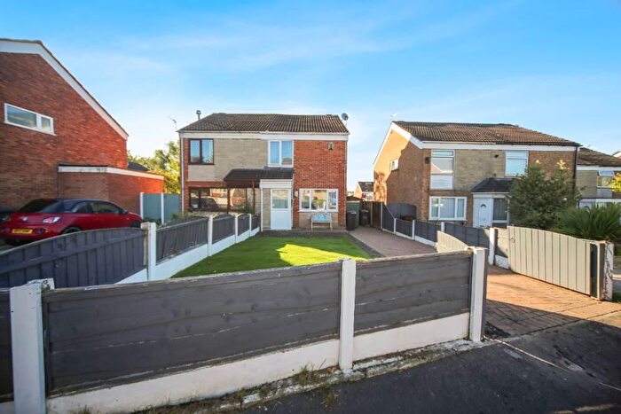4 Bedroom Semi-Detached House For Sale In Ely Drive, Astley, Tyldesley, M29