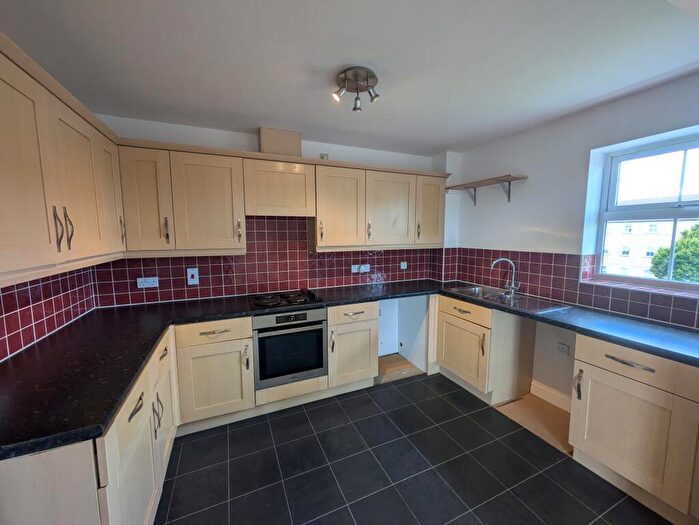 2 Bedroom Flat To Rent In Kingfisher Court, Calne, SN11
