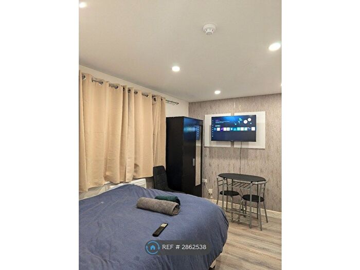 Studio To Rent In Ramsden Road, Orpington Bromley, BR5