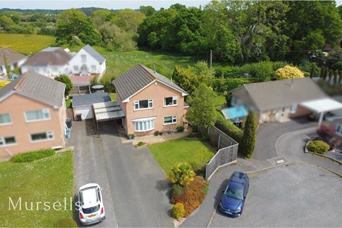 4 Bedroom Detached House For Sale In Paddock Close, Lytchett Matravers, Poole, BH16