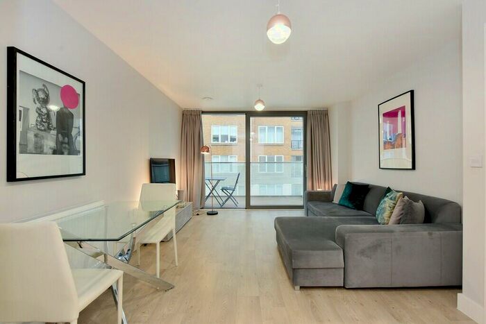 1 Bedroom Apartment To Rent In Waterfront Drive, Chelsea Harbour, SW10