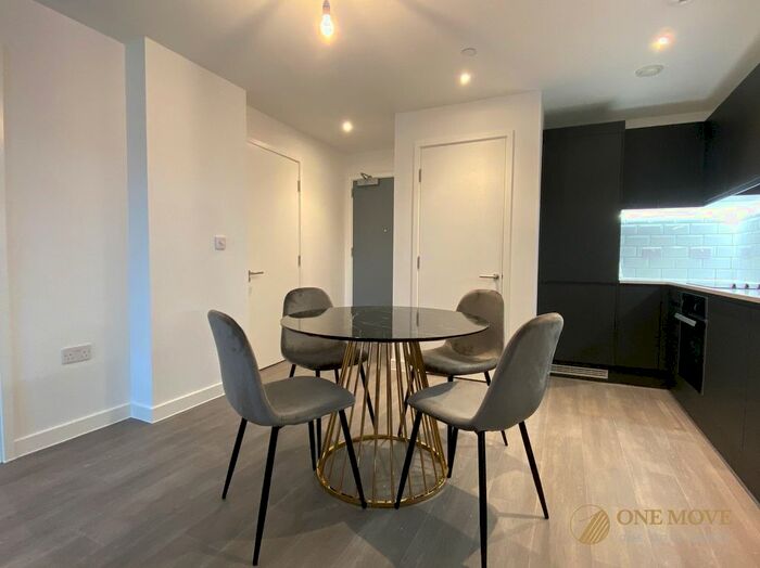 2 Bedroom Flat To Rent In Insignia, Talbot Road, M16