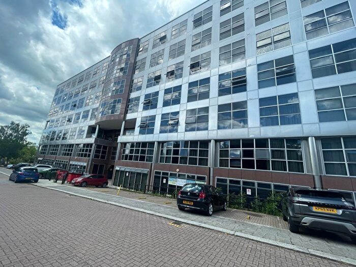 1 Bedroom Flat To Rent In Medina House, MK9