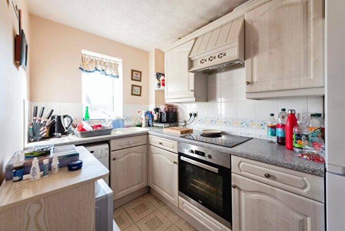 1 Bedroom Flat For Sale In Hulton Close, Southampton, Hampshire, SO19