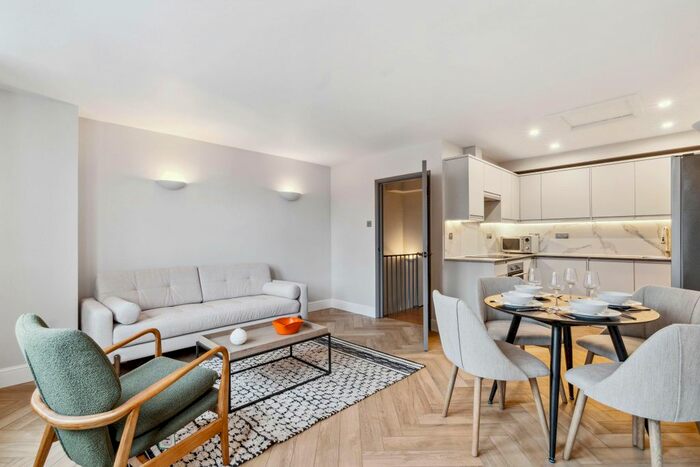 1 Bedroom Flat To Rent In West Smithfield, London, EC1A