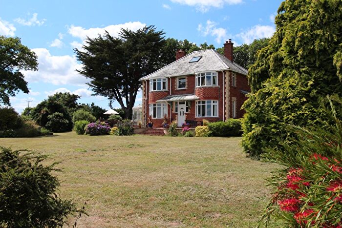 4 Bedroom Detached House For Sale In Aylesbere, Exeter, EX5