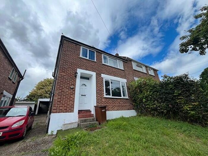 3 Bedroom Semi-Detached House To Rent In Greenway, Chatham, ME5