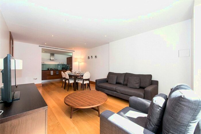 2 Bedroom Flat To Rent In Parkview Residence, Baker Street, London, NW1