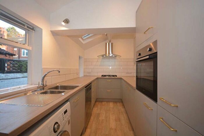 1 Bedroom Flat To Rent In Milson Road, London, W14