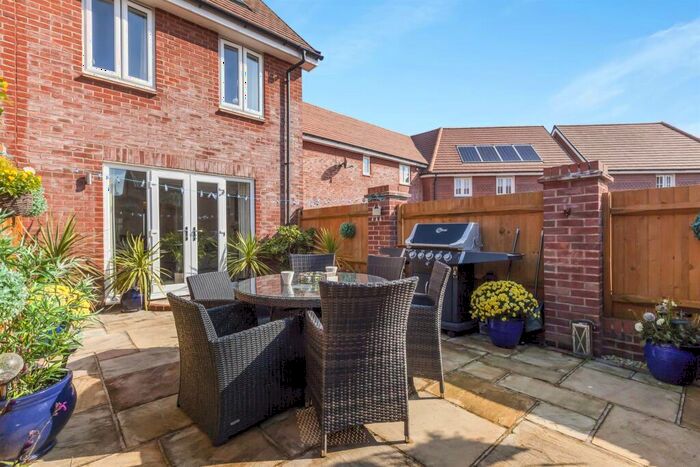 3 Bedroom Terraced House For Sale In Hedley Way, Hailsham, BN27