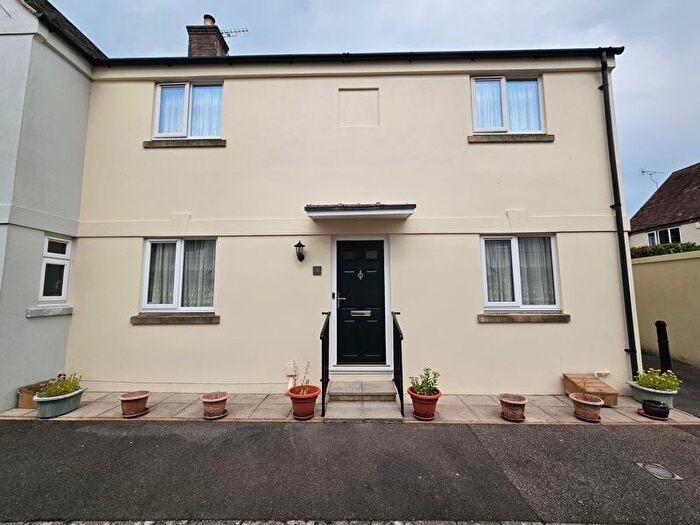 3 Bedroom Semi-Detached House To Rent In Meadow Bottom, Dorchester, DT2