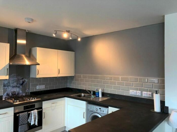 2 Bedroom Flat To Rent In Station Road, Biggar ML12