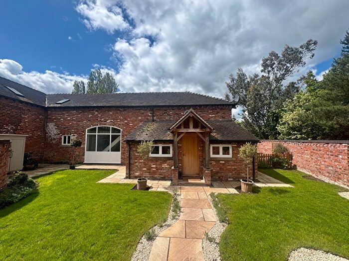 4 Bedroom Barn Conversion For Sale In Holmes Chapel Road, Brereton, CW11