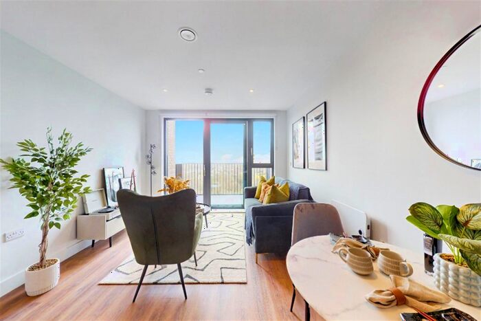 1 Bedroom Flat To Rent In Carter House, Maidenhead, SL6