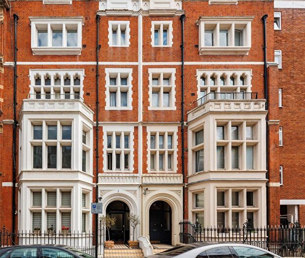 1 Bedroom Flat For Sale In Palace Court, London, W2