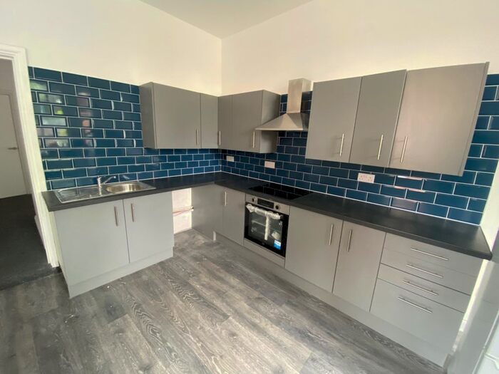 1 Bedroom Flat To Rent In Blaenclydach Street, Cardiff, CF11