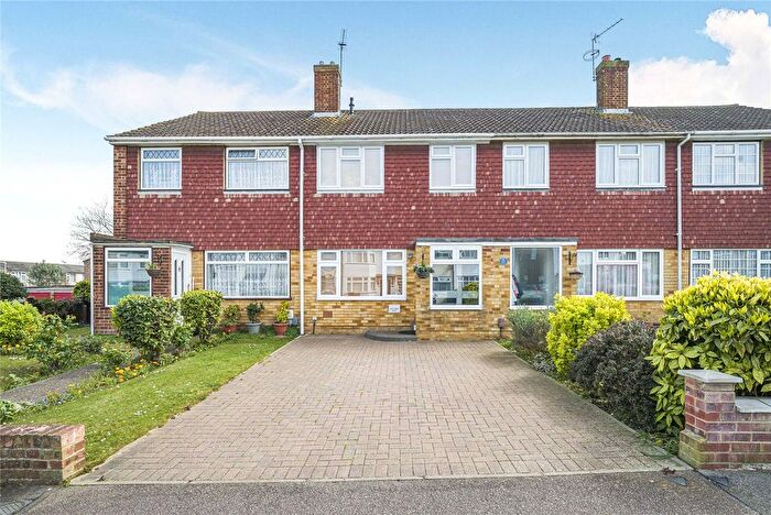 3 Bedroom Terraced House For Sale In Red Lodge Road, Bexley, Kent, DA5