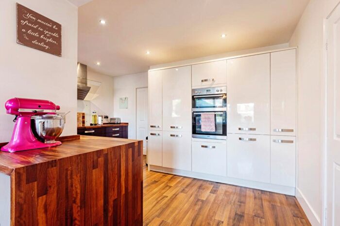 3 Bedroom Terraced House For Sale In Quaker Lane, Northallerton, North Yorkshire, DL6