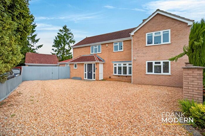 5 Bedroom Detached House For Sale In Prestland, Market Deeping, PE6
