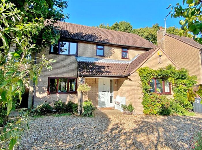 4 Bedroom Detached House For Sale In Bay Close, Three Legged Cross, Wimborne, Dorset, BH21