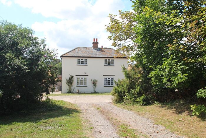 3 Bedroom Detached House To Rent In Shalbourne, SN8