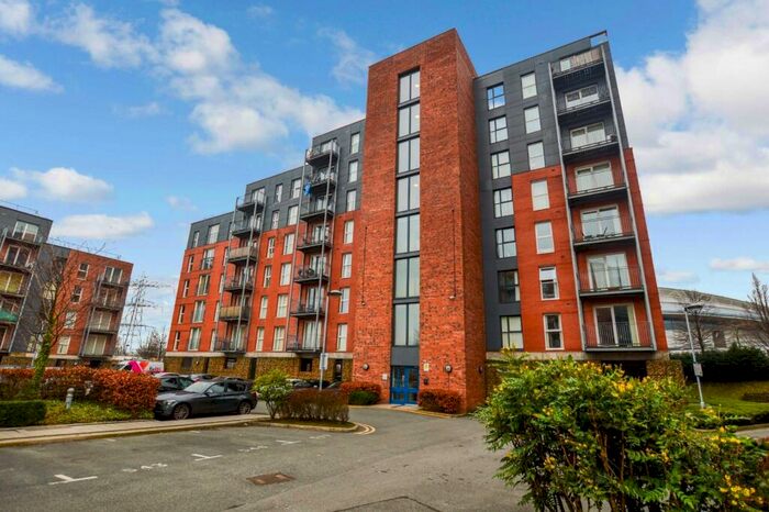 2 Bedroom Flat To Rent In Stillwater Drive, Sports City, Manchester, M11