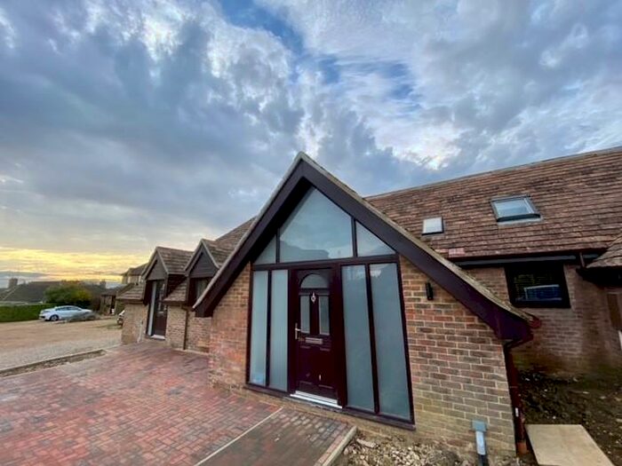 1 Bedroom Property To Rent In The Heathers, Wollaston, NN29