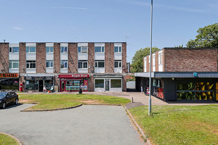 2 Bedroom Flat To Rent In Westmorland Close, Macclesfield, SK10
