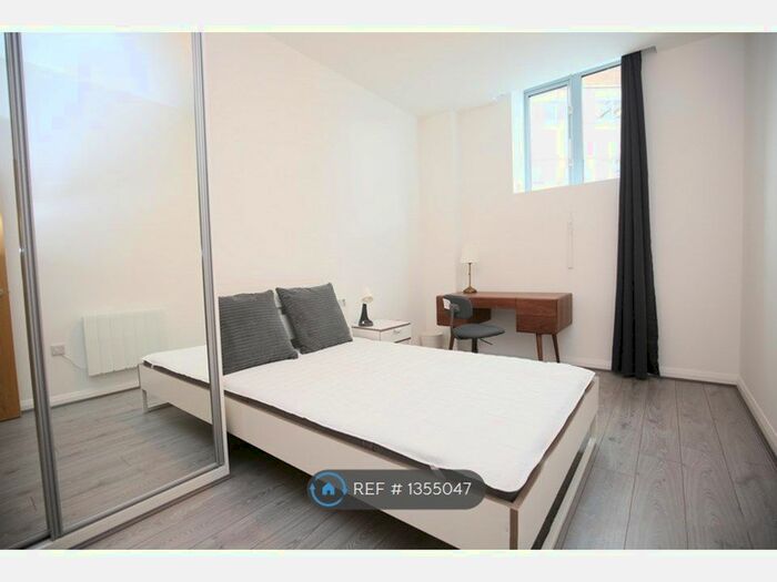 2 Bedroom Flat To Rent In The Co-Operative Building, Coventry, CV1