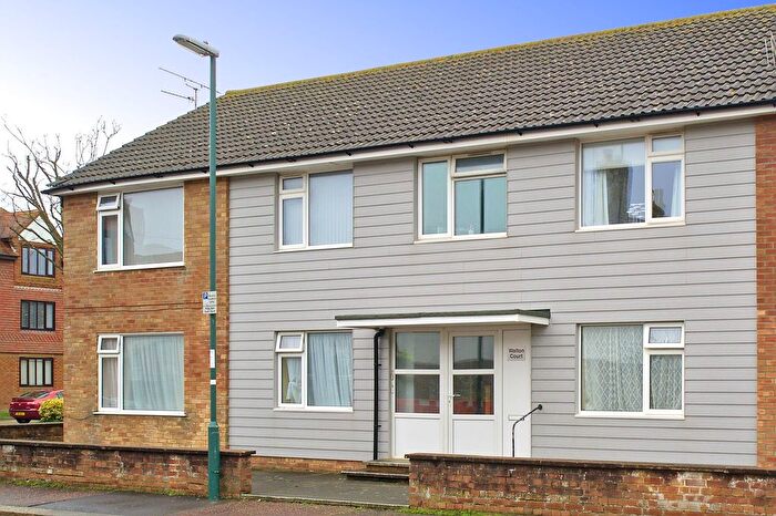 2 Bedroom Flat For Sale In Walton Avenue, Walton Court Walton Avenue, PO21