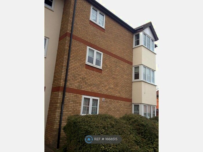 1 Bedroom Flat To Rent In Constance Close, Witham, CM8