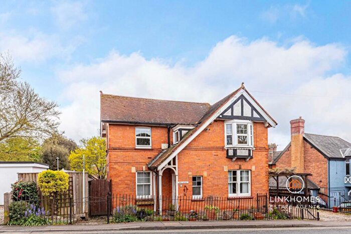 1 Bedroom Maisonette For Sale In Station Road, Parkstone, Poole, BH14