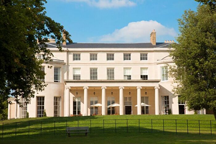 1 Bedroom Retirement Property For Sale In Mote Park, Maidstone, Kent, ME15