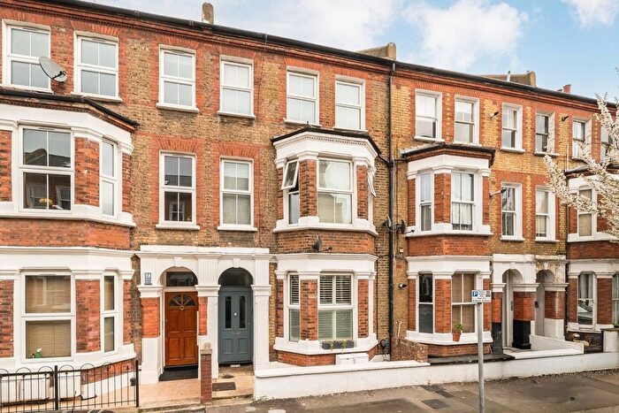 2 Bedroom Flat For Sale In Rita Road, Vauxhall, SW8