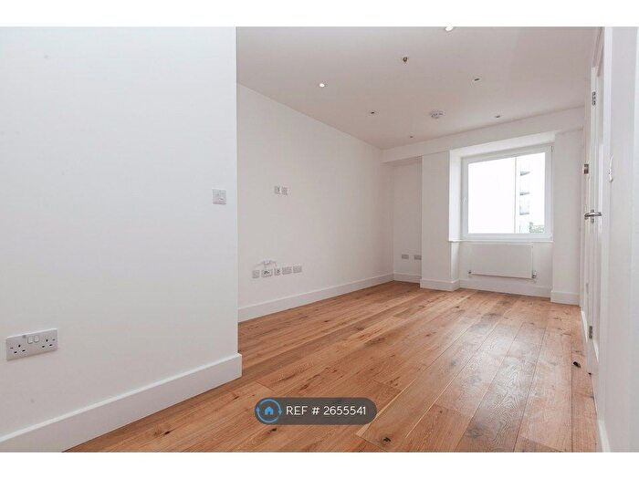 1 Bedroom Flat To Rent In Green Dragon House, Croydon, CR0