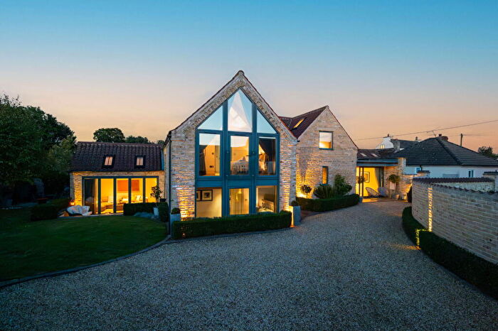 4 Bedroom Detached House For Sale In The Barn A High Street, Reepham, Lincoln, LN3