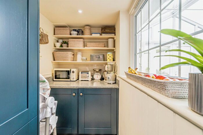 3 Bedroom Terraced House For Sale In Canning Road, Bognor Regis, PO22