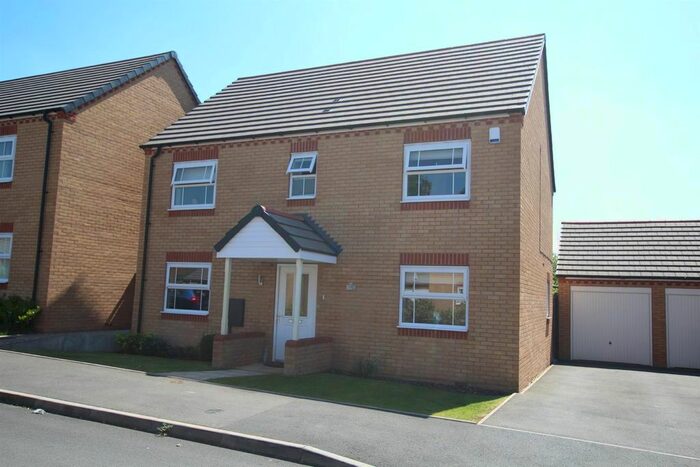 4 Bedroom Detached House To Rent In Lyons Drive, Coventry, CV5