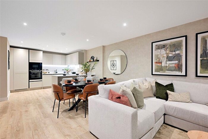 2 Bedroom Flat For Sale In Apartment, College Road, Clifton, Bristol, BS8