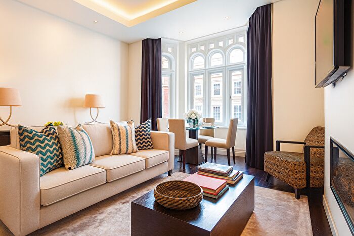 1 Bedroom Flat To Rent In Green Street, London, W1K