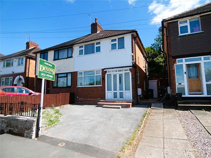 3 Bedroom Semi-detached House For Sale In Nigel Avenue, Birmingham, West Midlands, B31