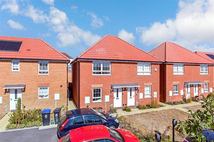 2 Bedroom Semi-Detached House For Sale In Stonecote Road, Aylesham, Kent, CT3