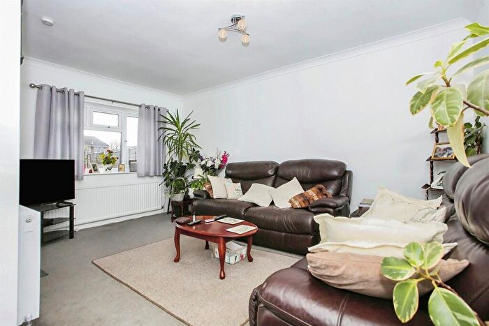 2 Bedroom Detached Bungalow For Sale In Lawson Avenue, Peterborough, PE2