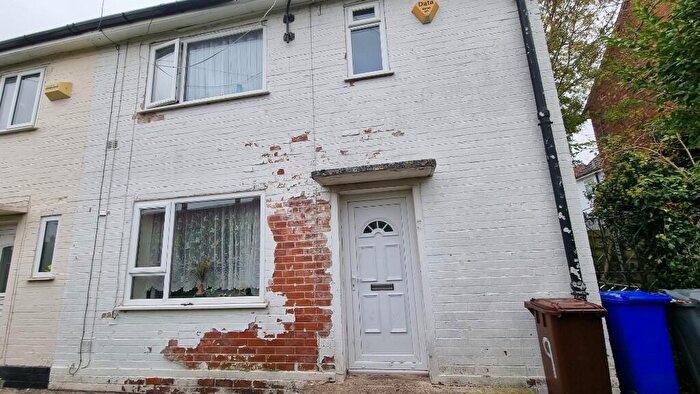 2 Bedroom End Of Terrace House For Sale In Alric Walk, Manchester, Greater Manchester, M22
