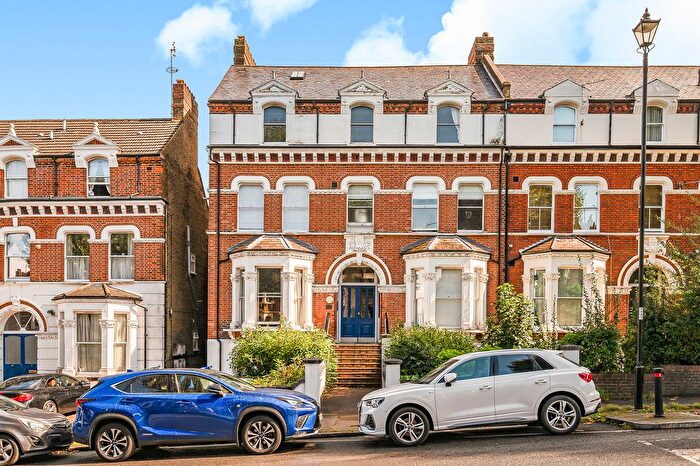 1 Bedroom Flat To Rent In Sim Lodge, Pepys Road, London, SE14